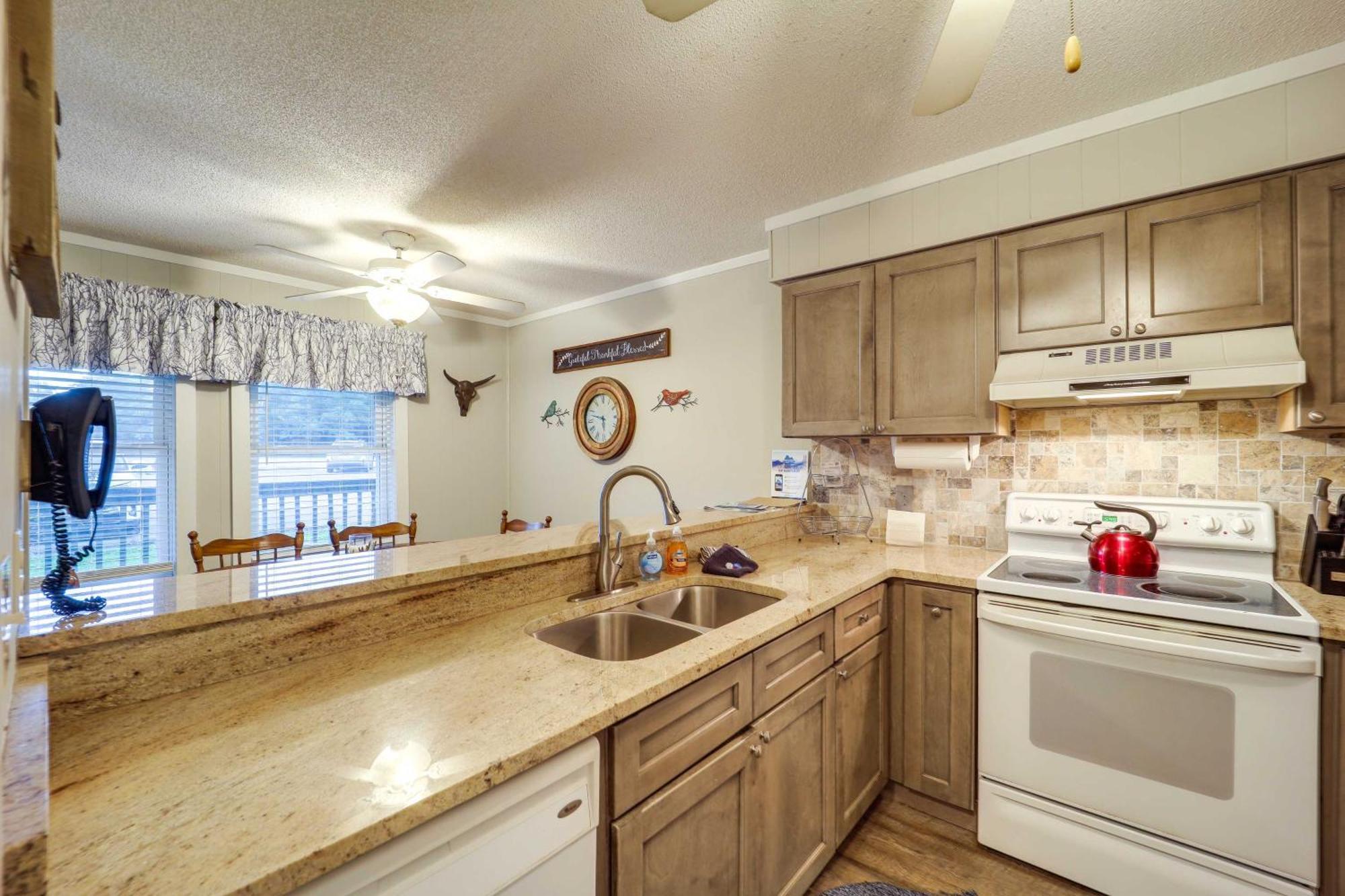 Beech Mountain Condo Near Hiking, Golf And Skiing! Eksteriør bilde